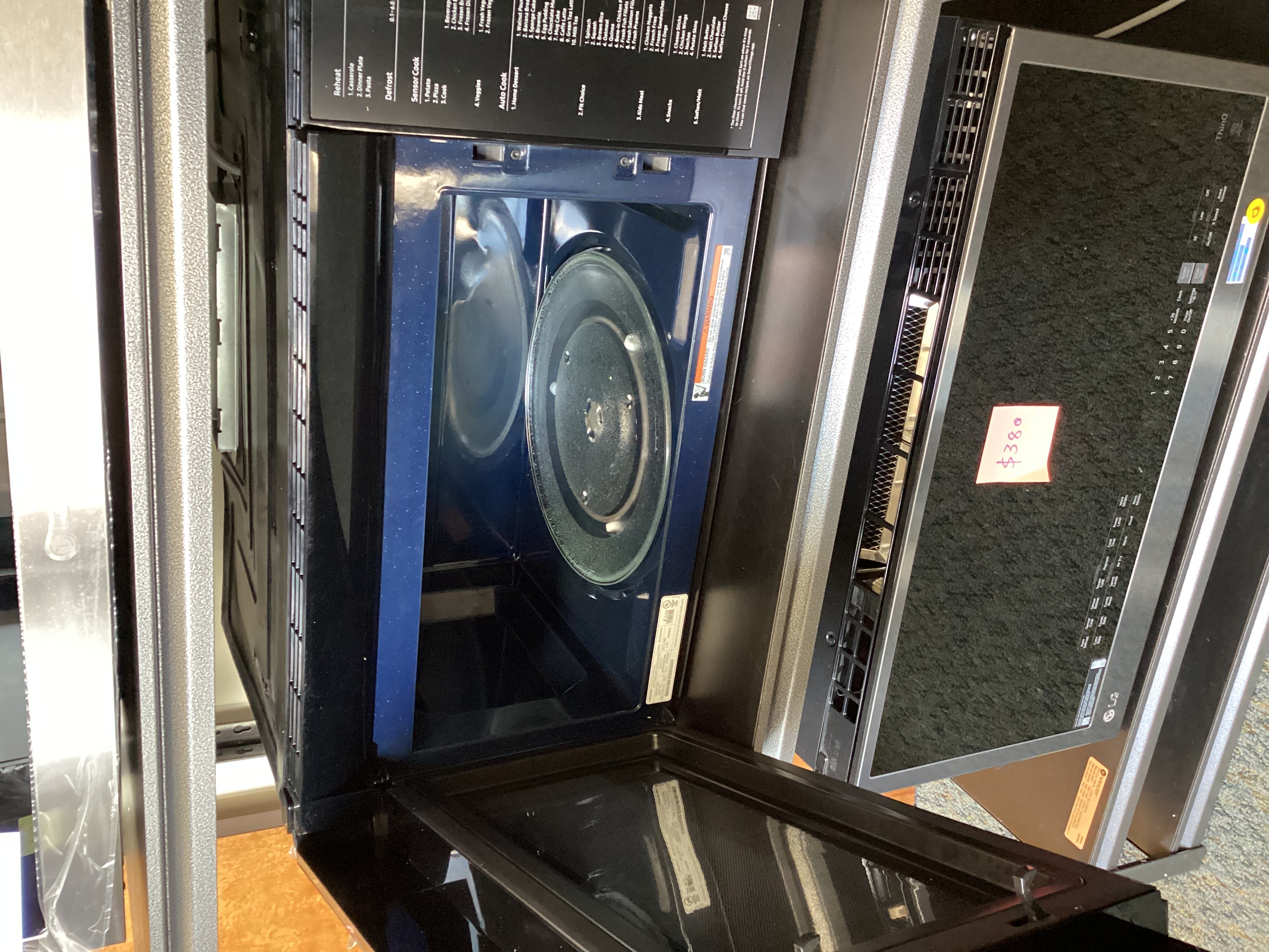 SAMSUNG ME21DG6300SR - Microwave at Doraville Store