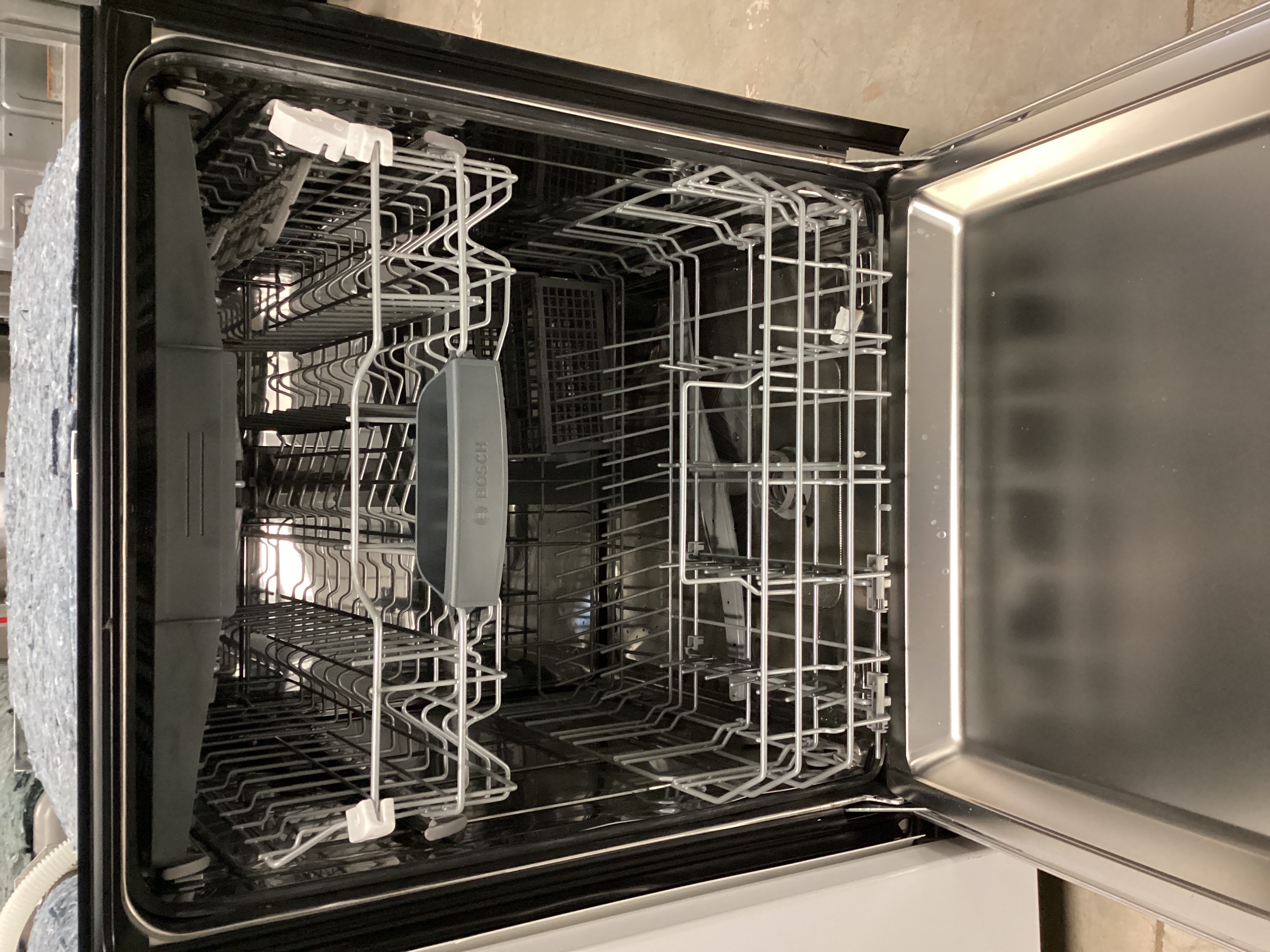Bosch SHE53CE5N - Front Control Dishwasher at Doraville Store