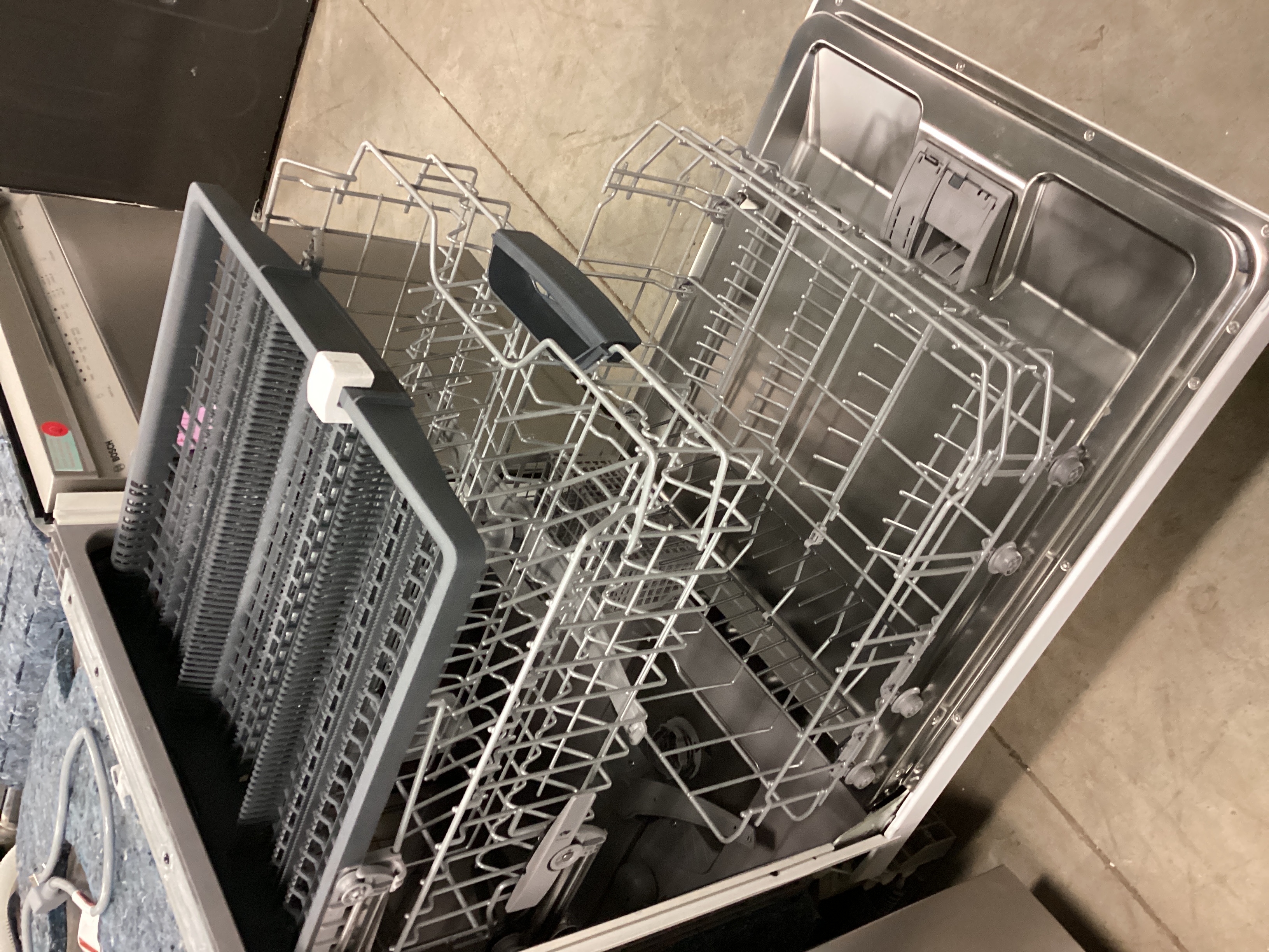 Bosch SHX5AEM2N - Top Control Dishwasher at Doraville Store