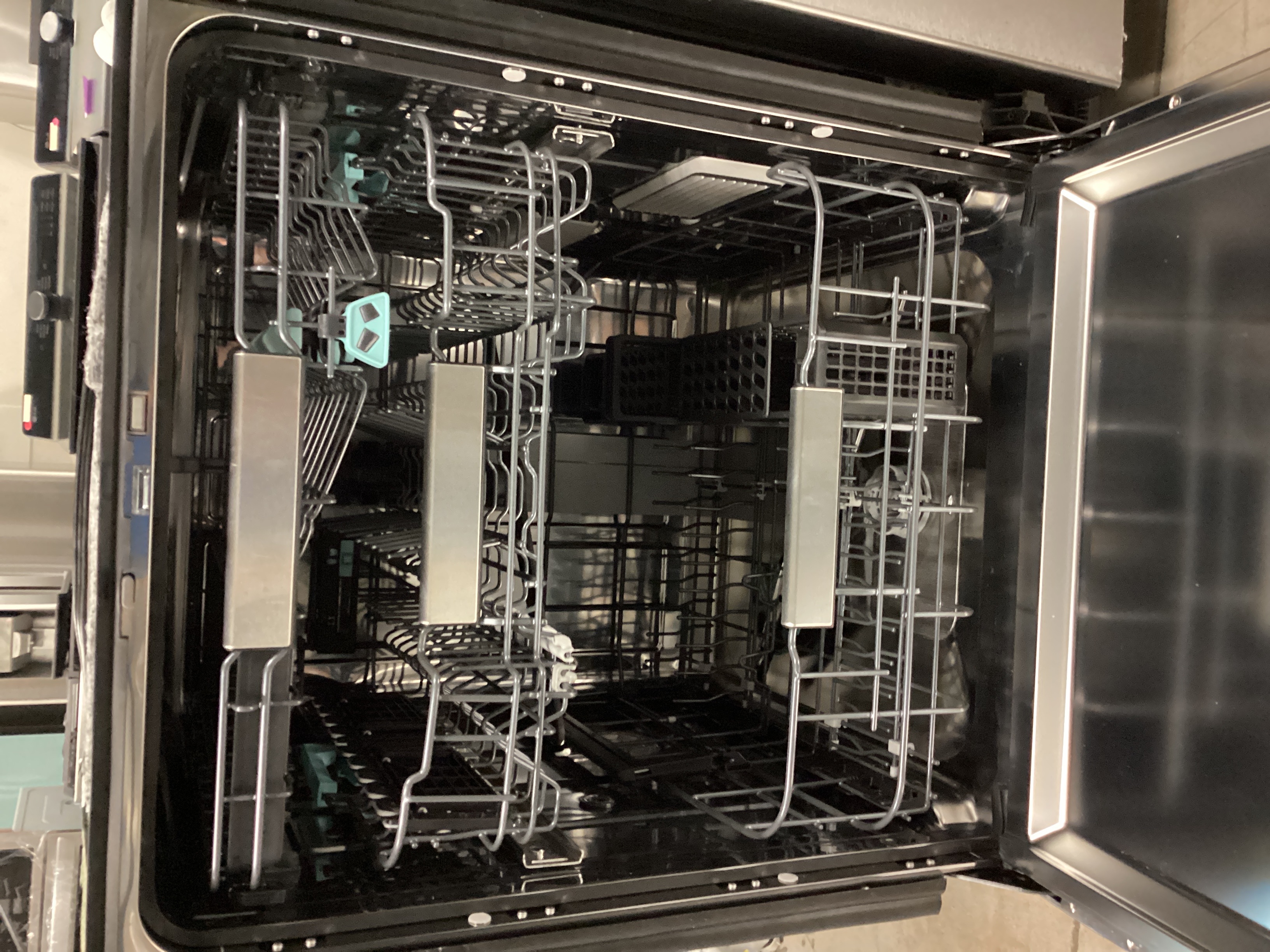 SAMSUNG DW90F89P0USR - Top Control Dishwasher at Doraville Store