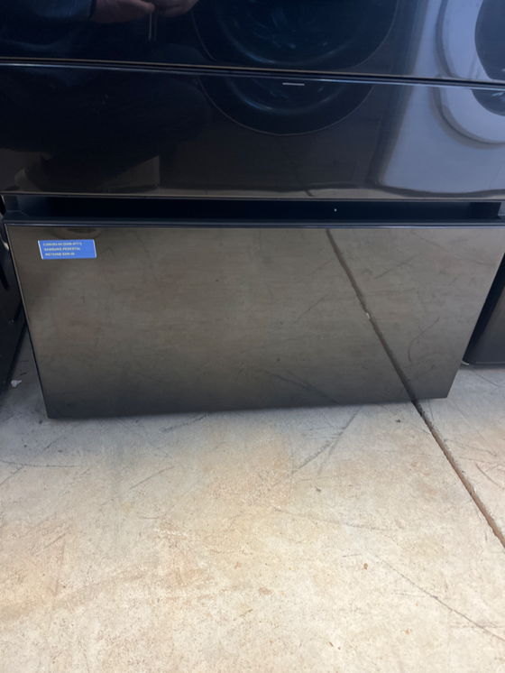 SAMSUNG WE702NB - PEDESTAL at Doraville Store