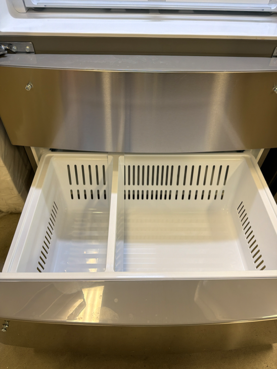LG LMXS28626S - French Door Refrigerator at Doraville Store