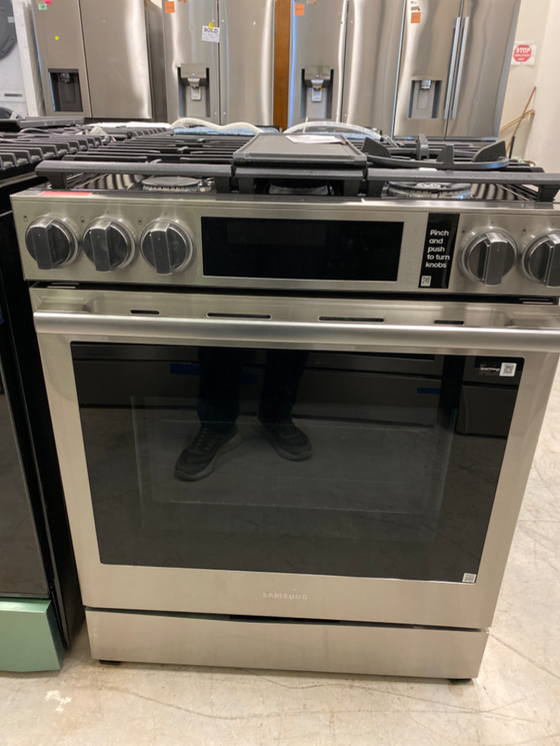SAMSUNG NSG90H60SR - Gas Range at Doraville Store