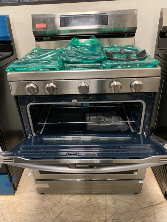 SAMSUNG NX60A6751SS - Gas Range at Doraville Store