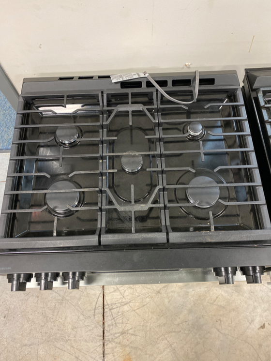 SAMSUNG NSG6DG8100SR - Gas Range at Doraville Store